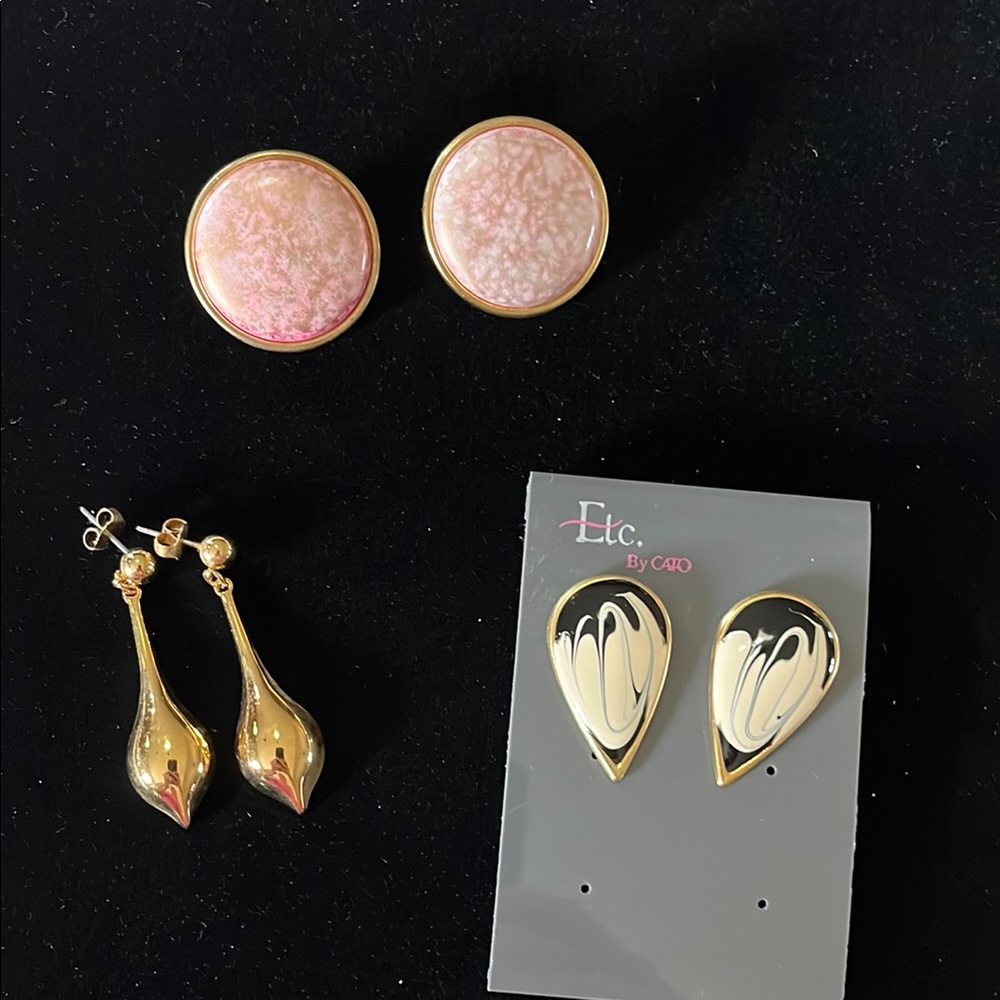 Gold and Pink Earrings Set